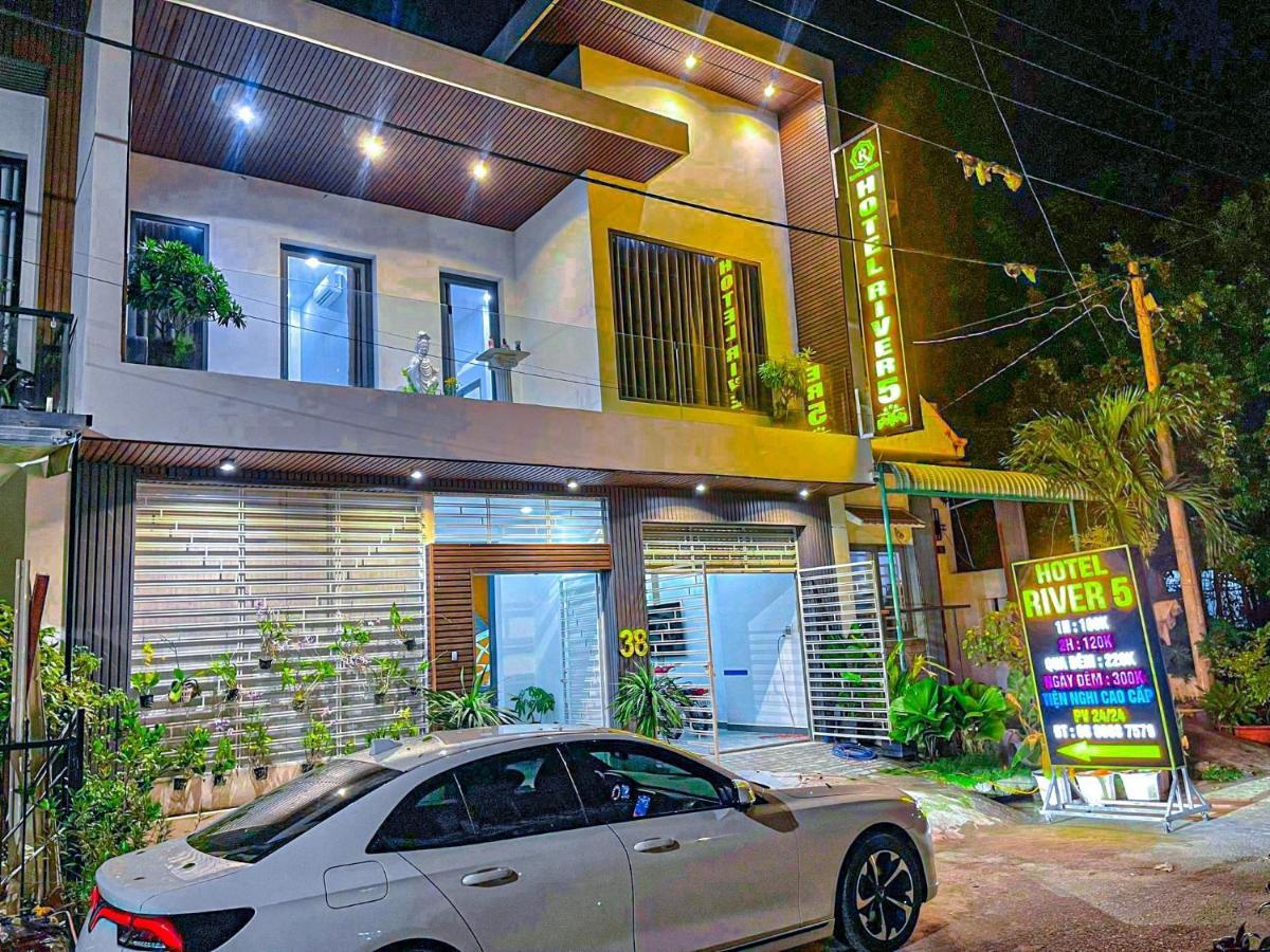 River Hotel 5 Long Xuyên Екстериор снимка
