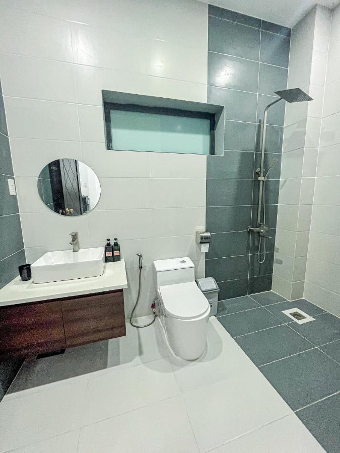 River Hotel 5 Long Xuyên Екстериор снимка